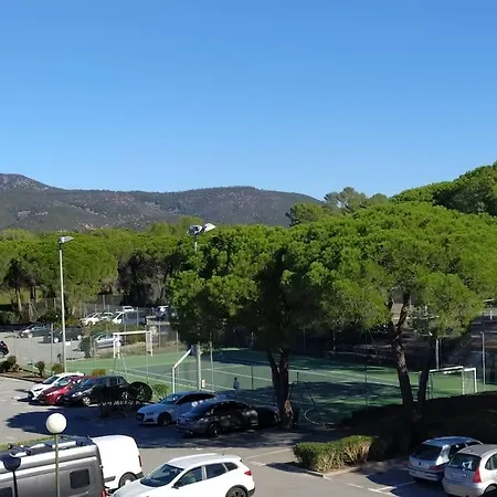 Διαμέρισμα Ideal Raphael Piscine Clim Parking *