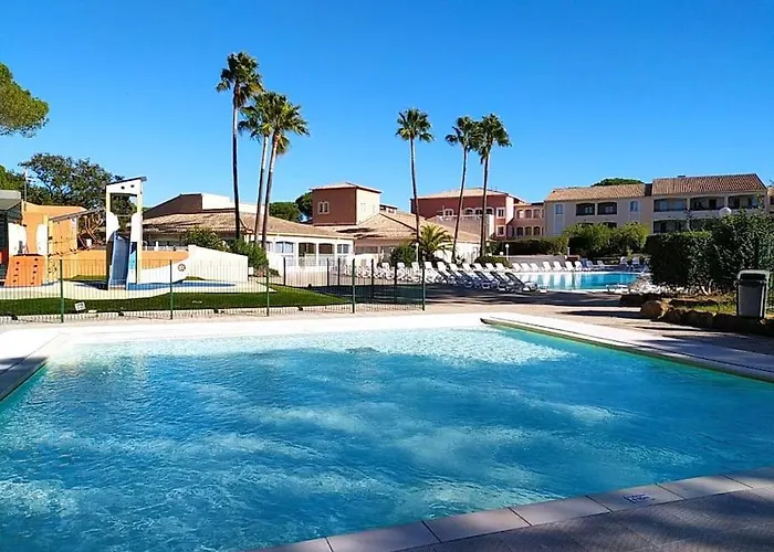 Ideal Raphael Piscine Clim Parking